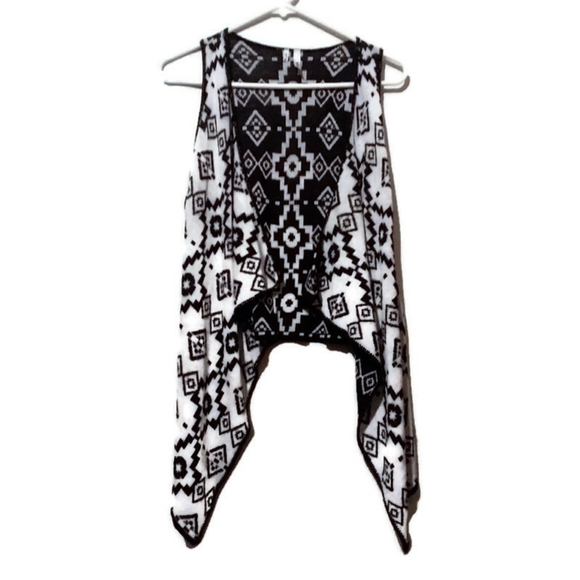 Black & Gray Aztec Tribal Insp Open Front Waterfall Cardigan - Picture 1 of 2